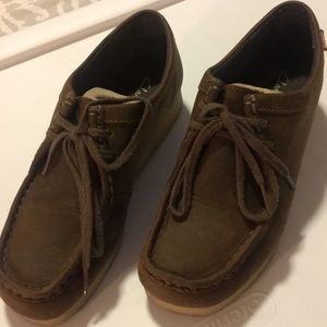 Women’s Clarke Wallabee shoes